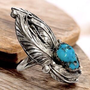 Vintage Navajo Sterling Silver Turquoise Ring by David Tune – Large Leaf Design